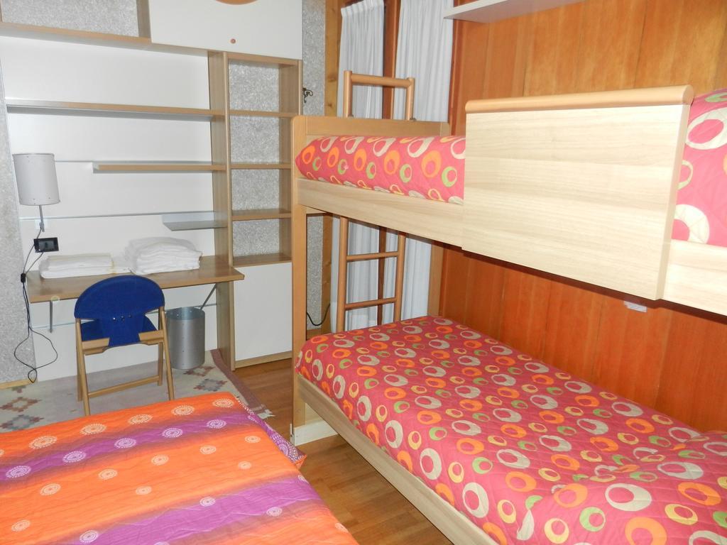 Casa Elda Apartment Isolaccia Bagian luar foto